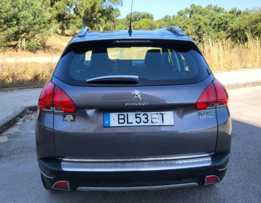 PEUGEOT 2008